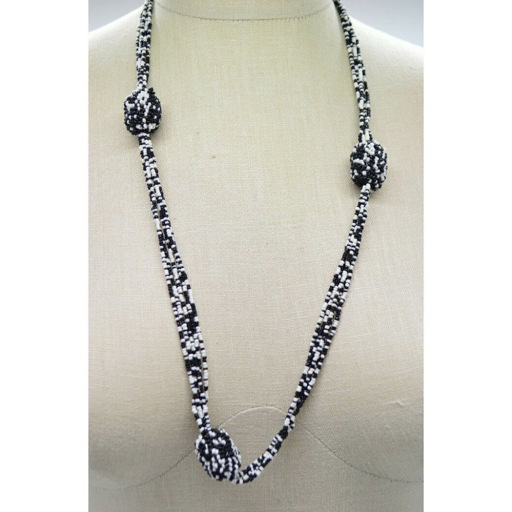 White Black Bead Beaded Multi-strand Necklace Vintage